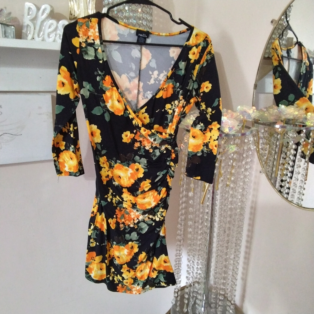 🐆Rue21 Black Mini Dress with Yellow Floral Print
